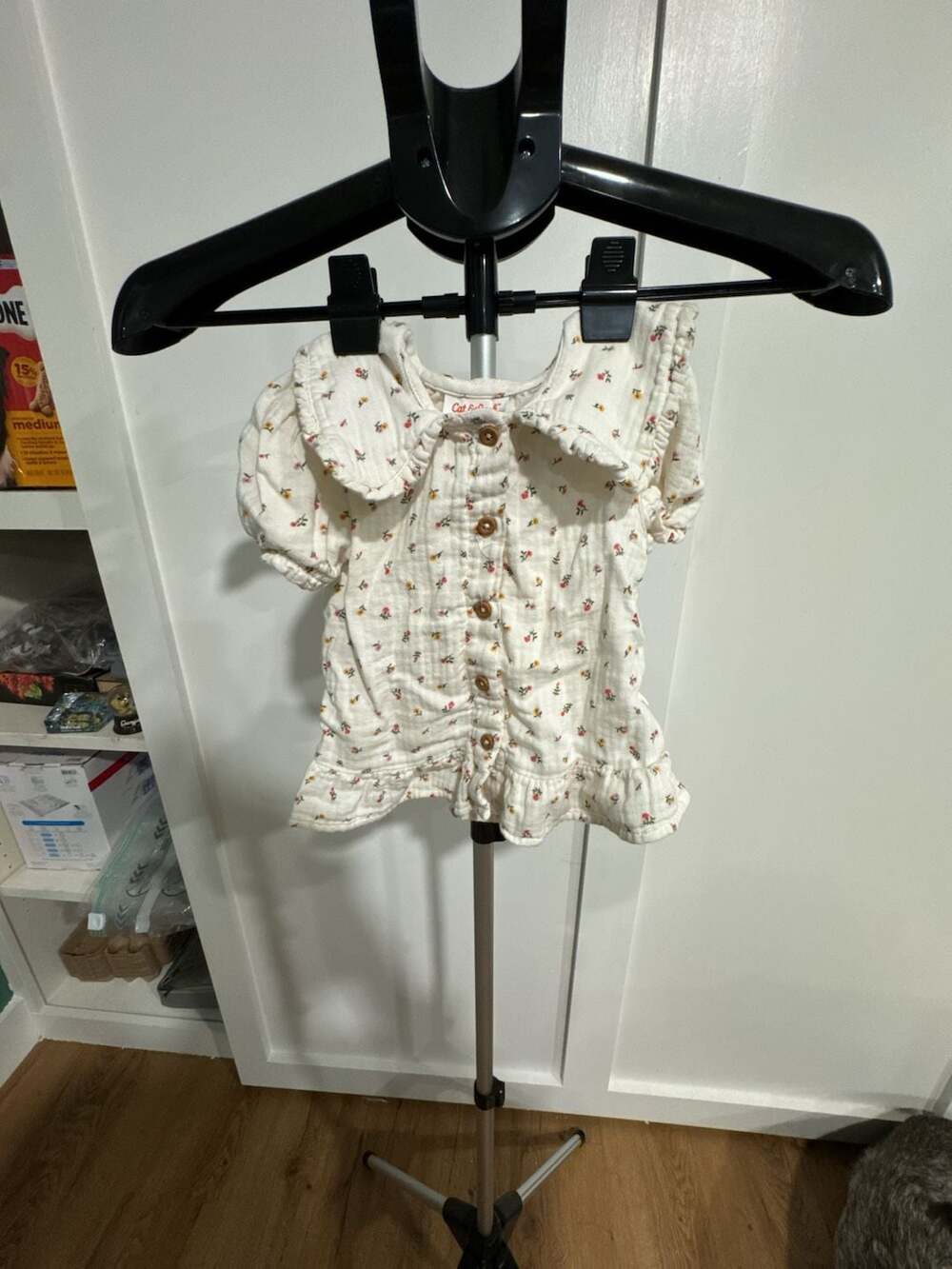 Cat & Jack Short Sleeve Peter Pan Collar Woven Peplum Top Size 5T